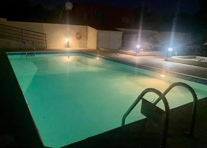 Pretty Peyia * Paphos