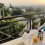 Pretty Peyia בית נופש פאפוס
