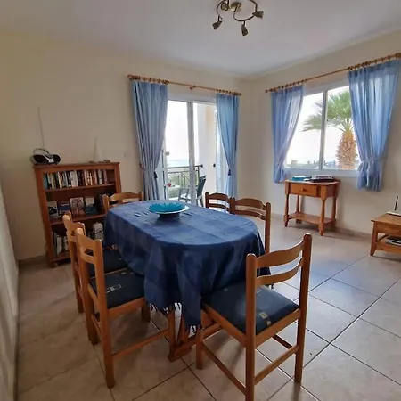 Pretty Peyia Holiday home